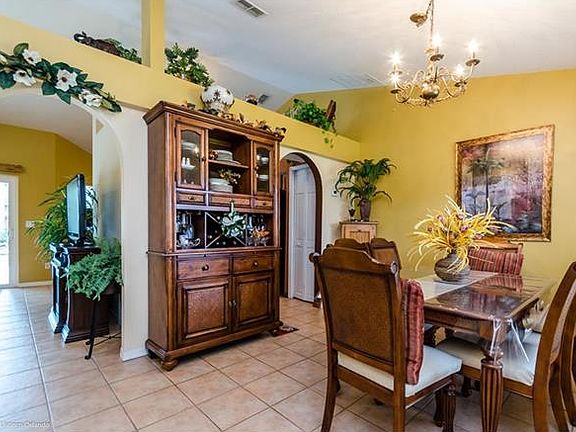 4th image of 11850 Clair Pl