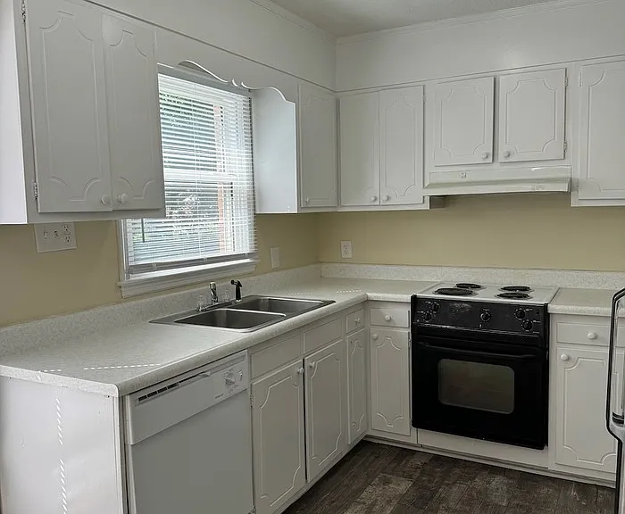 305 Rountree St W #B2 — Photo 5