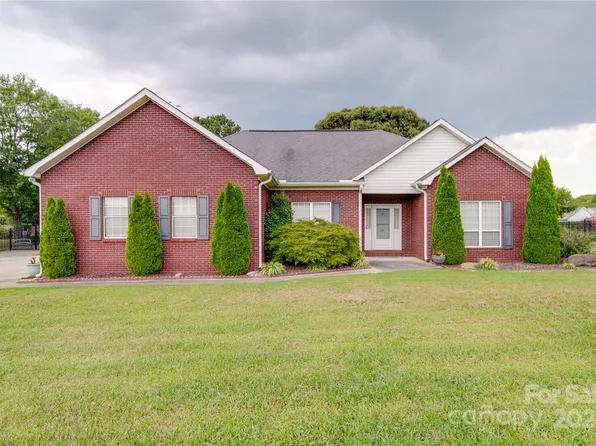 725 Tammy Dr, Monroe, NC 28110