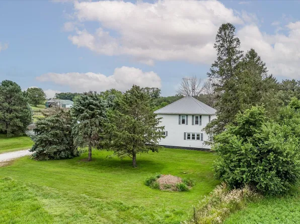 1845 Highway 30, Dow City, IA 51528