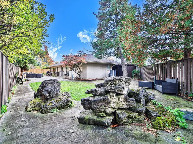 3 Twyford Ct — Photo 36