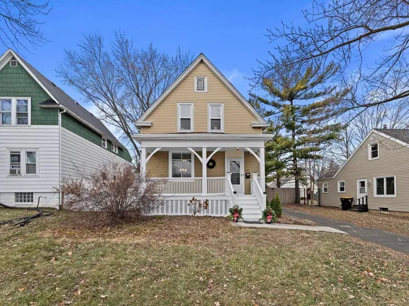 2621 North Wauwatosa AVENUE, Wauwatosa, WI 53213