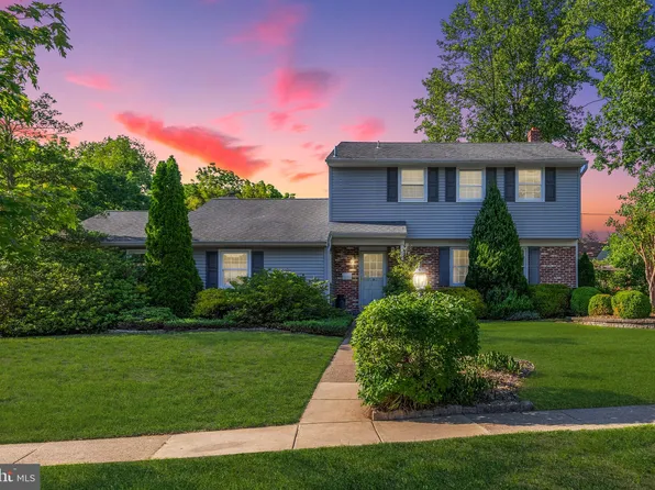 301 Mohawk Dr, Wenonah, NJ 08090