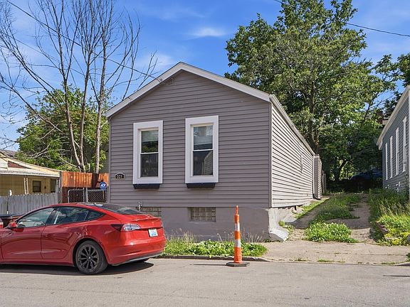 3rd image of 329 Bush St