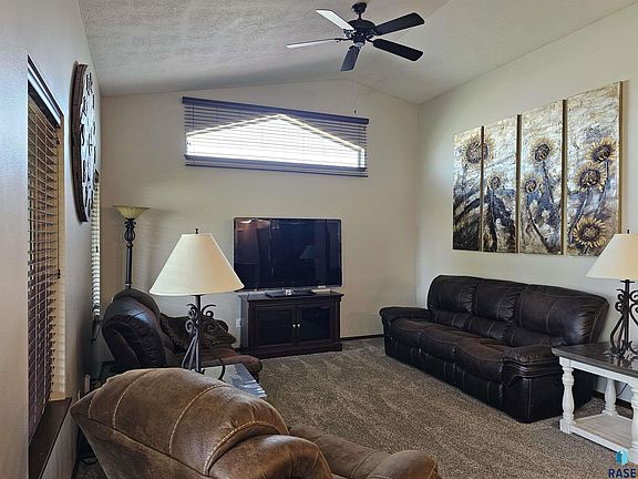5th image of 2501 S Kierra Ct