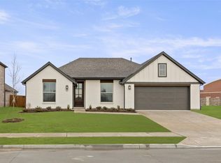 909 Twin Pine Ct, Anna, TX 75409