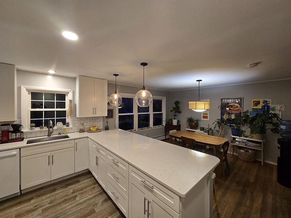 2nd image of 14 Park Court