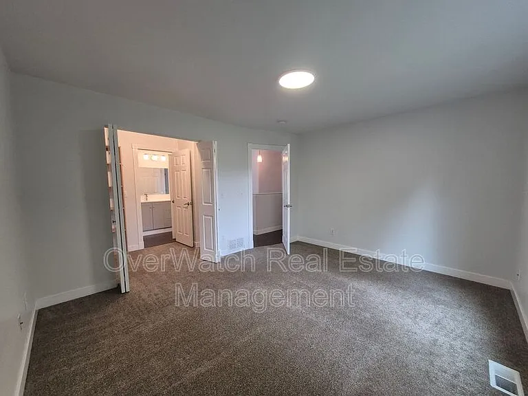 8211 Mentra St #A — Photo 9