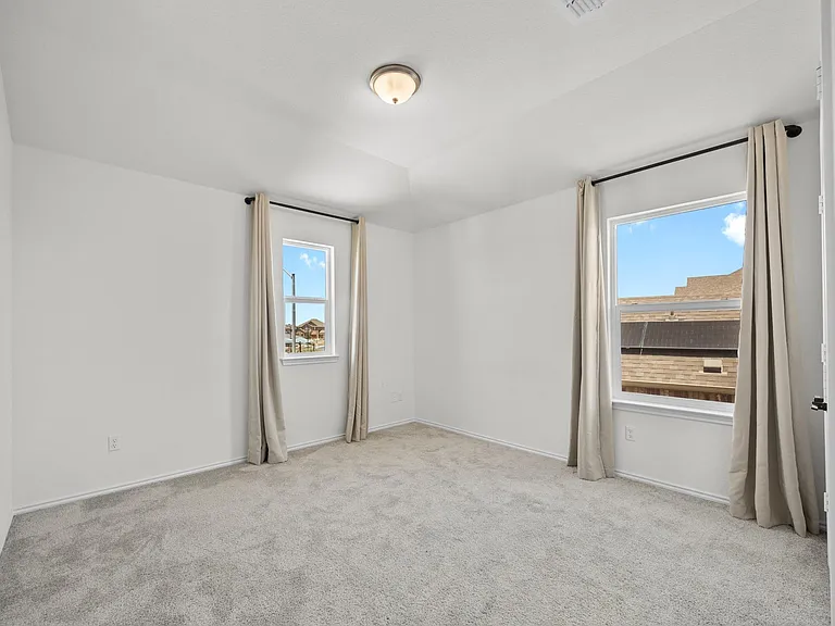 3823 Forino Dr — Photo 35