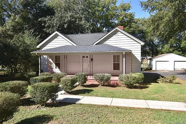 1st image of 1334 N Frye Ave