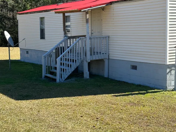 2104 Rutledge Rd, Mc Clellanville, SC 29458