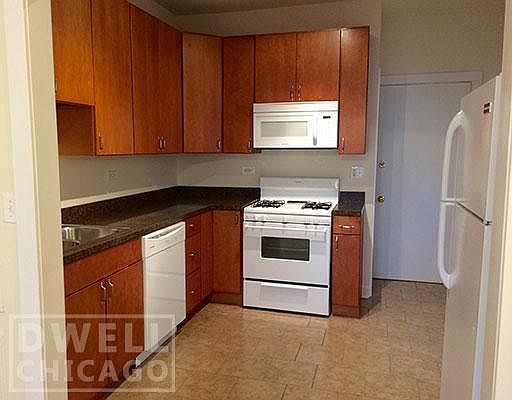 1st image of 1425 W Sherwin Ave APT 1A