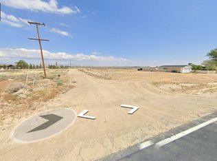 Vic Ave #E12, Lancaster, CA