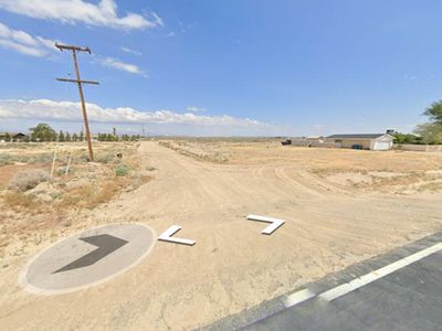 Vic Ave #E12, Lancaster, CA, 93535