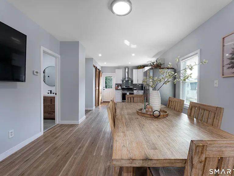 36 Ellis St — Photo 13