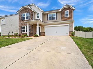 135 Eden Ave, Mooresville, NC 28115