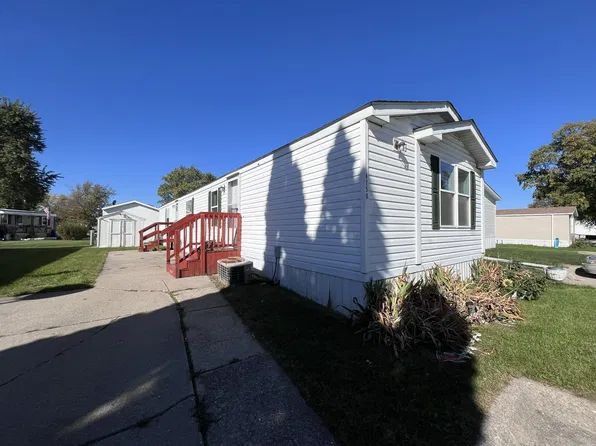 4750 Runton Ct #472, Sterling Heights, MI 48310