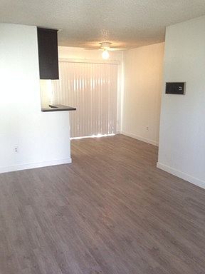 2nd image of 5410 Lea St APT 9