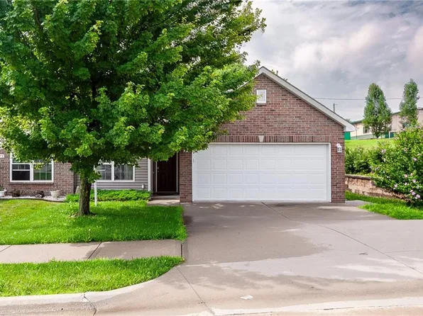 3720 Charles St, Saint Joseph, MO 64506