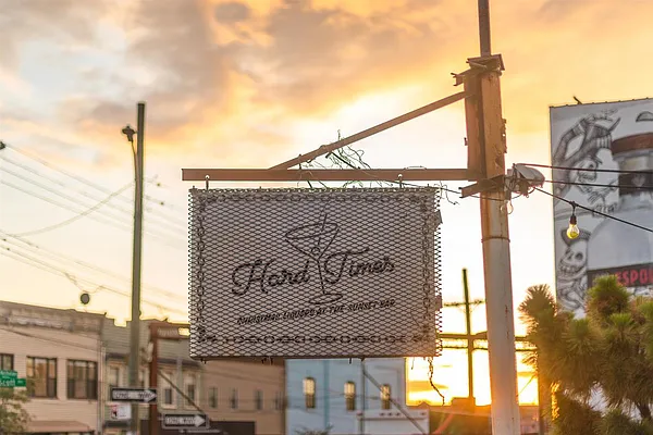 Rented by MySpaceNYC | media 25