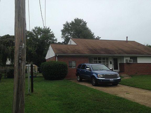 3rd image of 5552 Bayberry Dr
