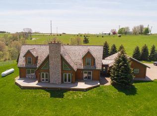 4499 Coon Hollow Rd, Lancaster, WI 53813
