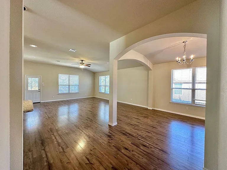 3383 Vineyard Trl — Photo 3