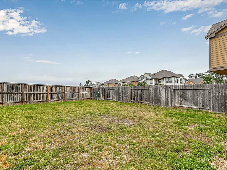 315 Biltmore Loop — Photo 40