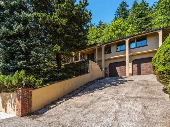 1543 SE 71st Ave, Portland, OR 97215