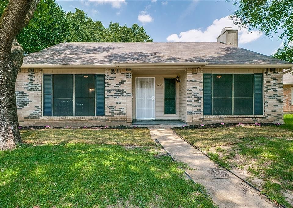 1st image of 9227 Pinehaven Dr