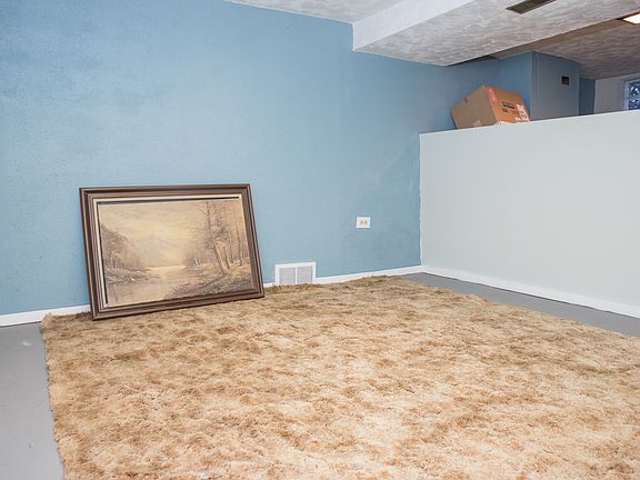 3rd image of 4522 Tuxedo Ave