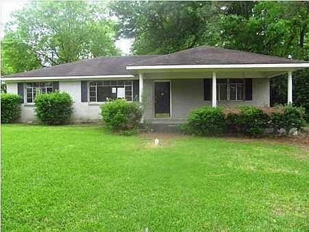 1st image of 2732 Hermitage Dr
