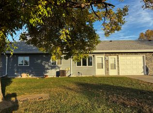 140 Juniper St, Winner, SD 57580