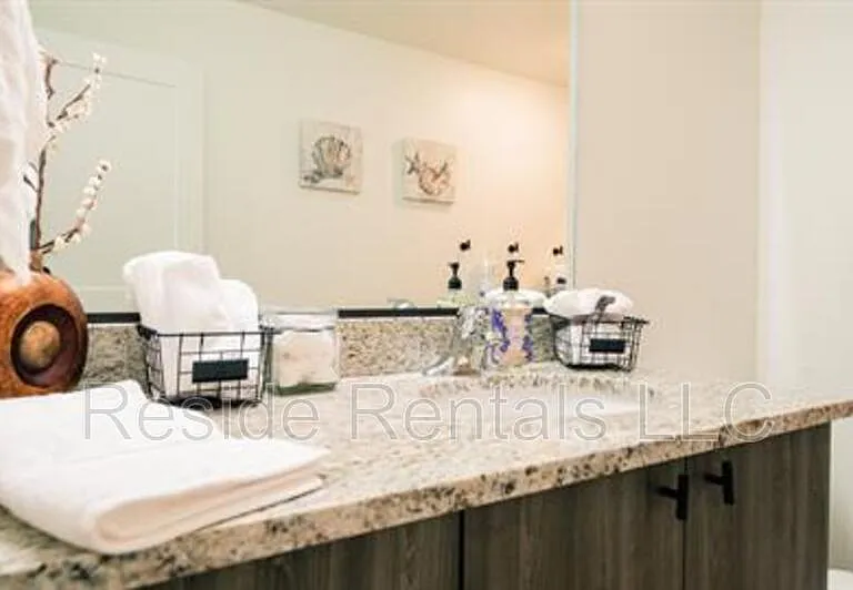 220 N Spring Creek Pkwy #15 — Photo 15