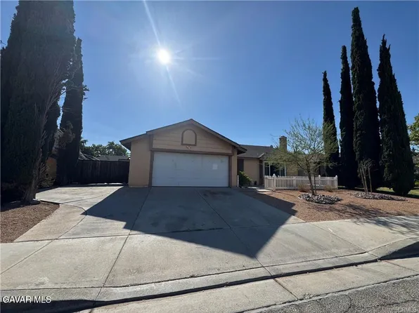 37736 Janus Dr, Palmdale, CA 93550
