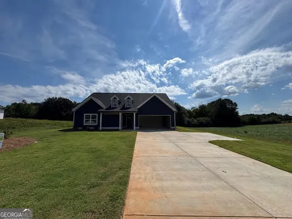 36 Creek Stone Dr #3, Hartwell, GA 30643