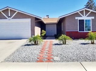 694 Holly Dr, Hemet, CA 92543