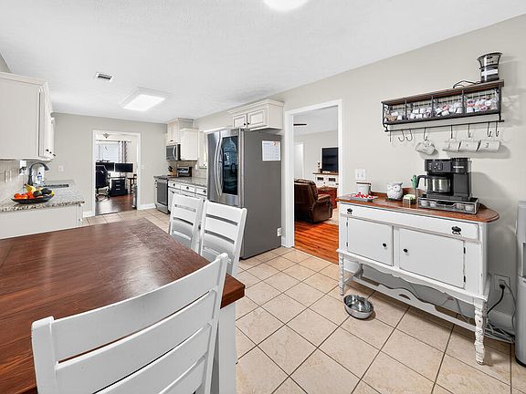 4th image of 7215 Paprika Ln