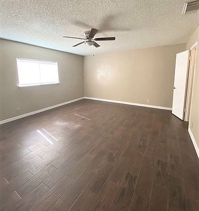 5th image of 8422 Laurel Bnd