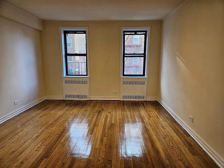 1780 E 13th St #3A — Photo 6