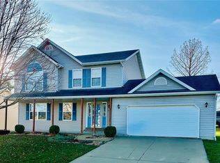 935 Jordan Dr, O'Fallon, IL 62269