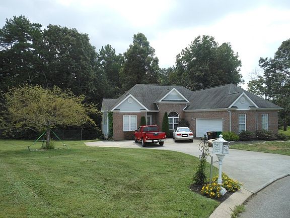 2nd image of 8490 Hunter Hill Ct