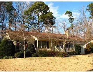 5th image of 29 Camelot Ct