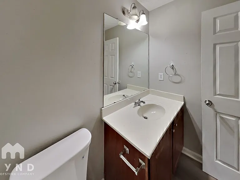 158 McArthur Dr — Photo 17