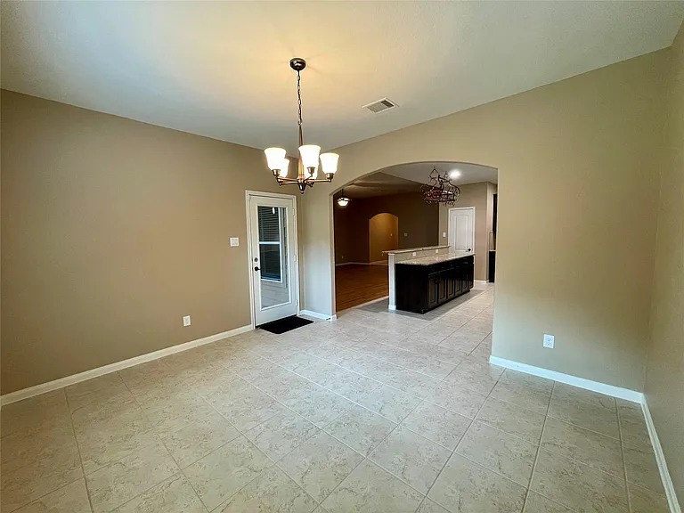 2035 Borthwick Ln — Photo 20