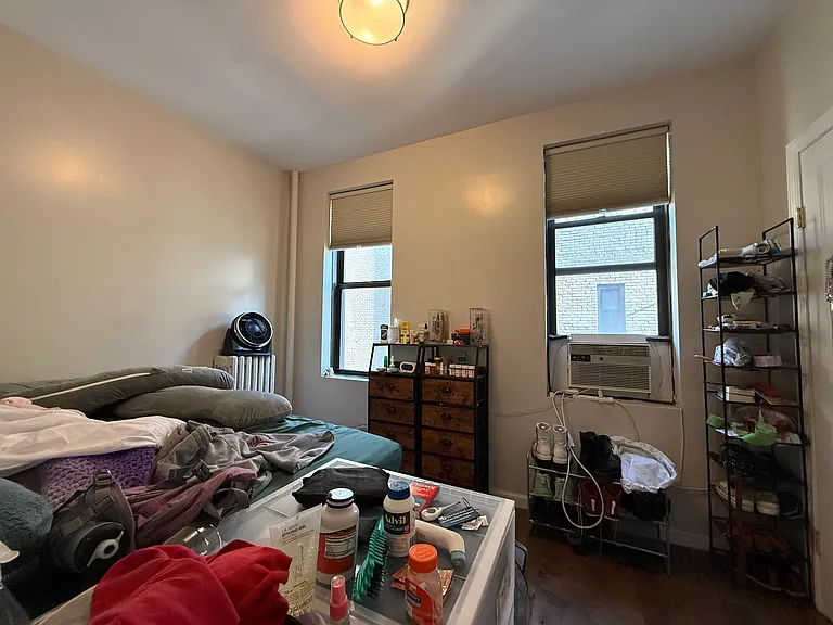 240 Crown St #4J — Photo 11