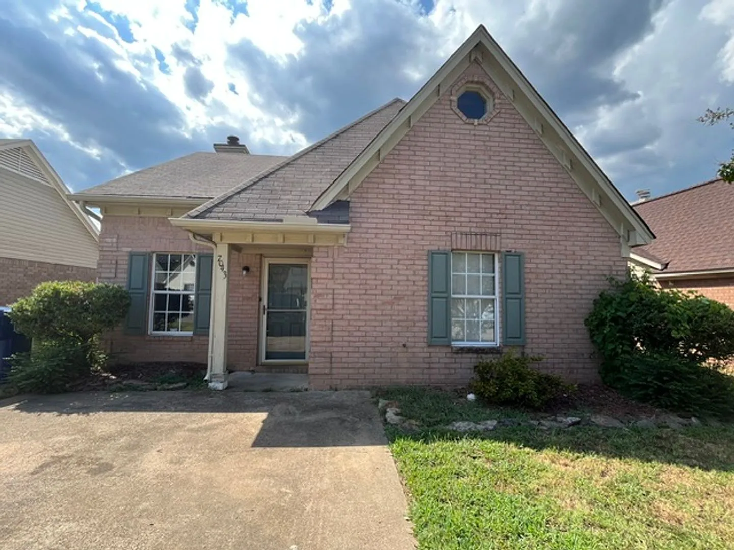 Renovated 2 Bedroom 2 Bath Home for Rent! — Photo 1
