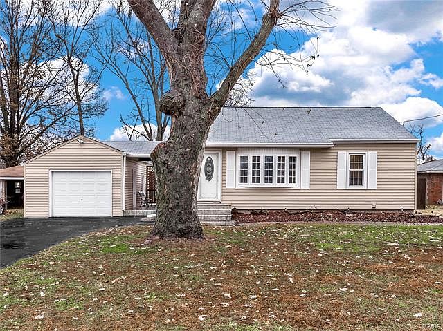 1st image of 40 Northmoor Pl