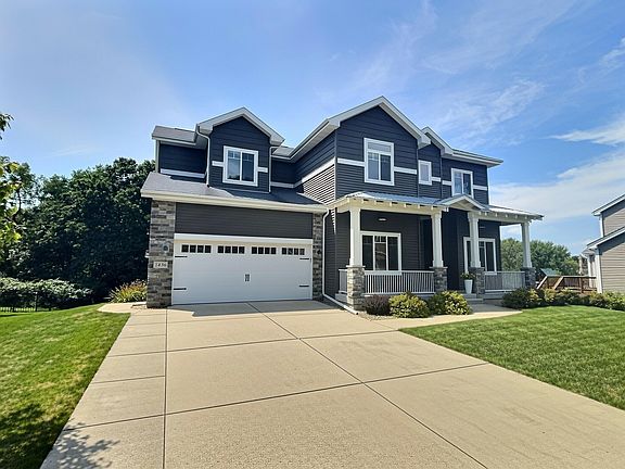 3rd image of 2436 Trevor Way