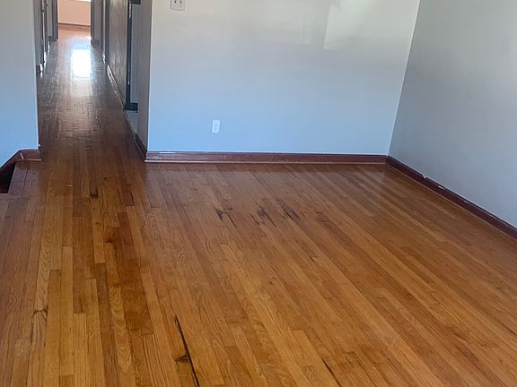 4th image of 5329 Jamieson Ave #A
